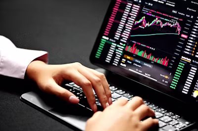 Agham Rahmadi - Trader Profesional